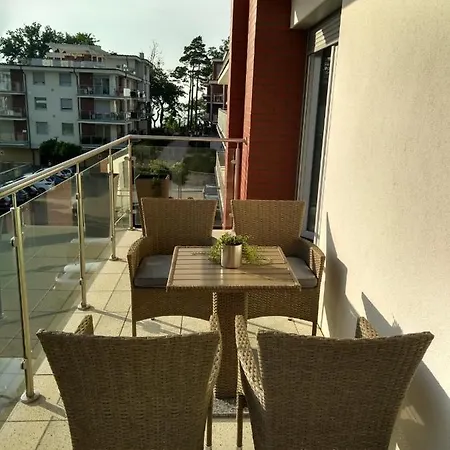 Apartament 7M Z Basenem W Jednym Budynku Klifowa Rewal Bon Turystyczny !!! Free Private Parking Exterior foto
