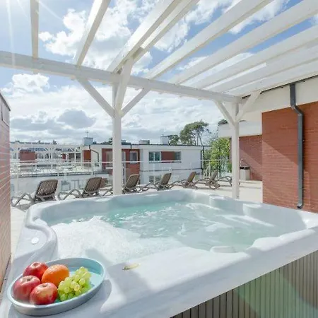 Apartament 7M Z Basenem W Jednym Budynku Klifowa Rewal Bon Turystyczny !!! Free Private Parking Exterior foto