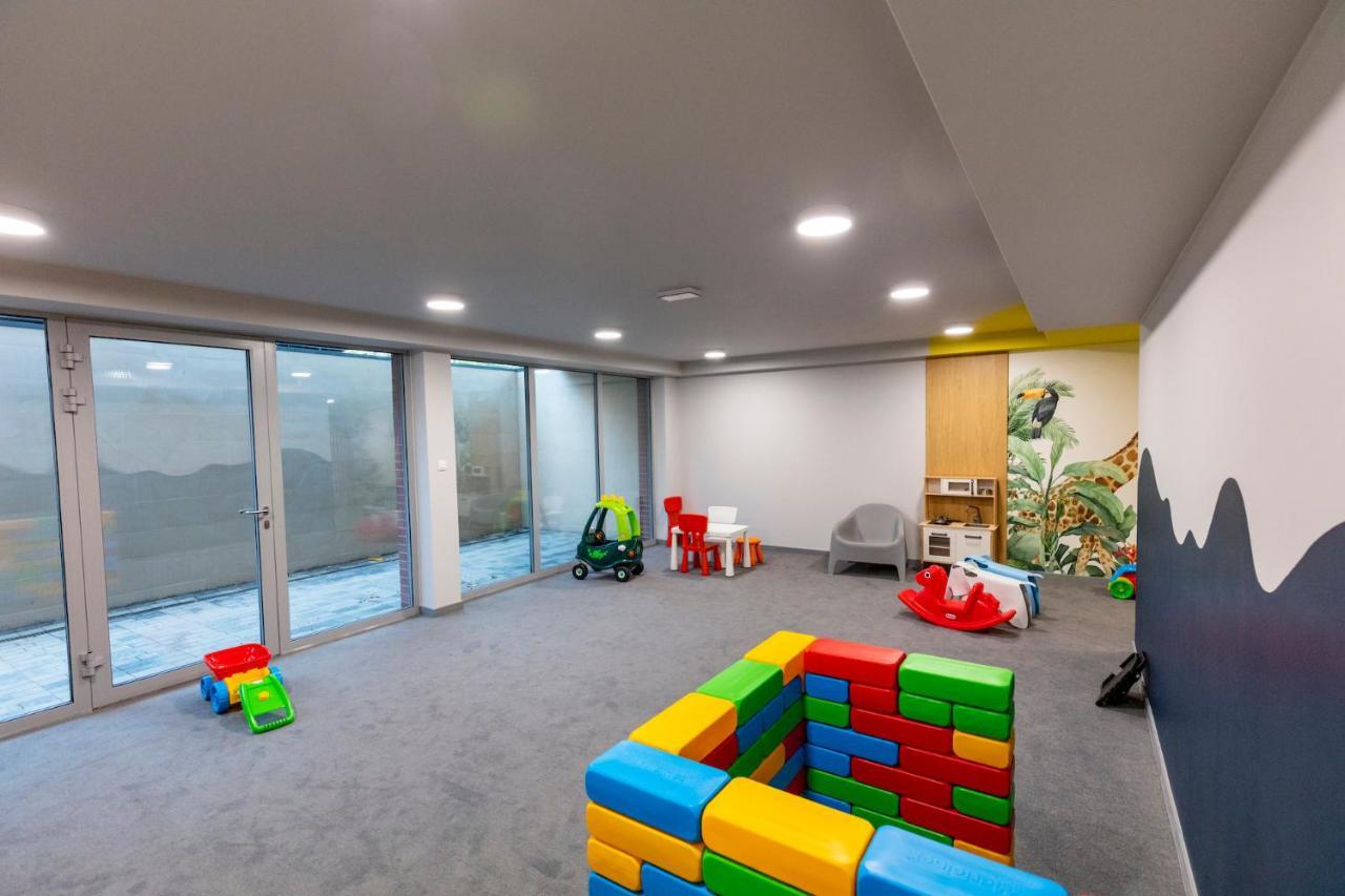 Apartment 7m Z Basenem W Jednym Budynku Klifowa Bon Turystyczny !!! Free Private Parking Rewal